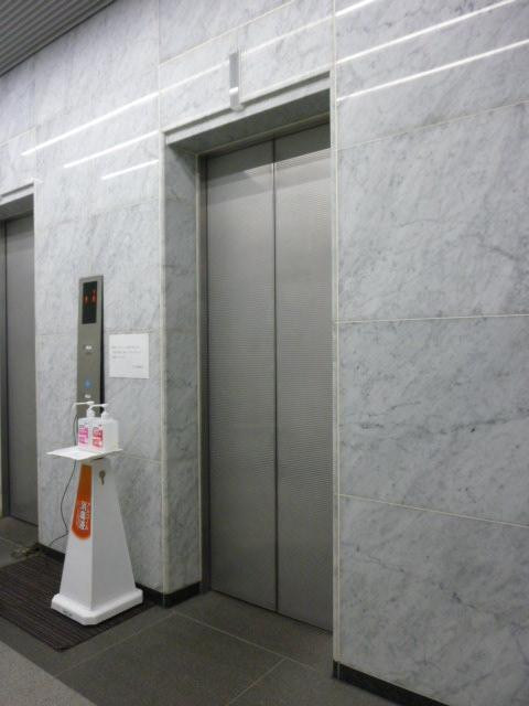 全国婦人会館エントランス②
