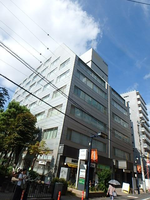 京王初台駅ビル外観②