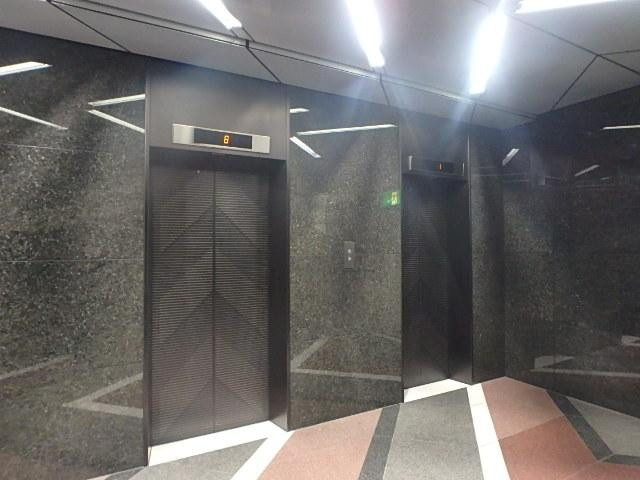 ホール②