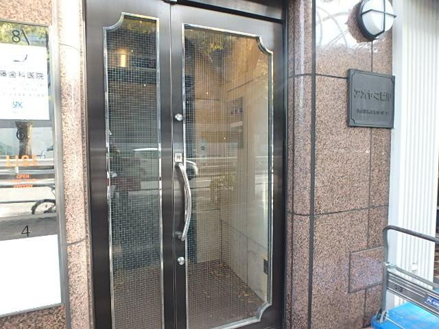 アオヤマビルエントランス②