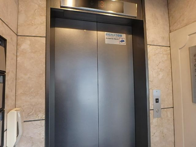 アオヤマビルホール①