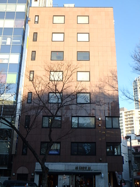 アオヤマビル外観①(メイン)