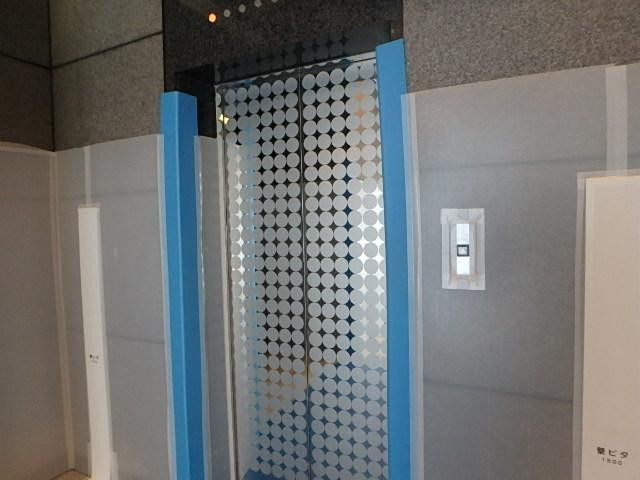 クレインズパークビルホール②