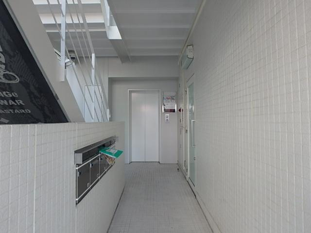 ＦＬＥＧ原宿ホール①