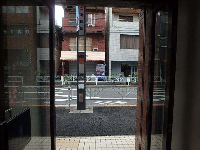 ホール②