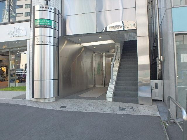 神宮前董友ビルⅠエントランス①