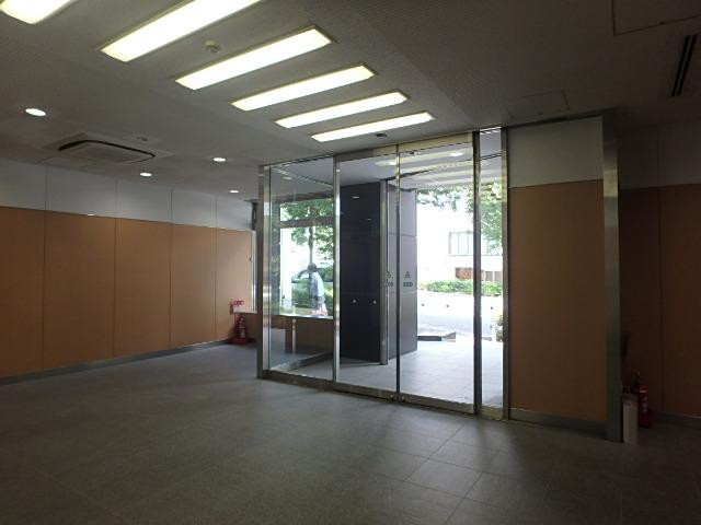 ジブラルタ生命原宿ビルホール③