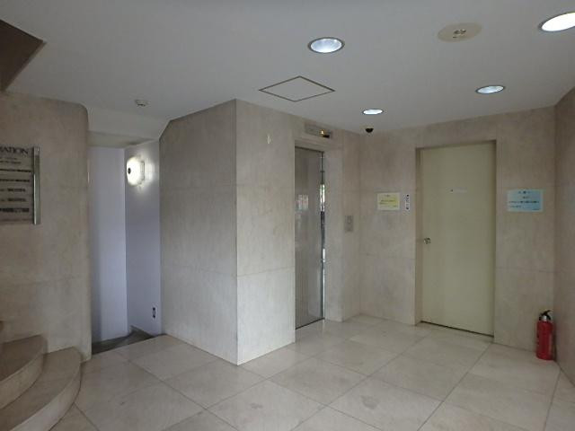 ステージ神宮前Ⅱホール①