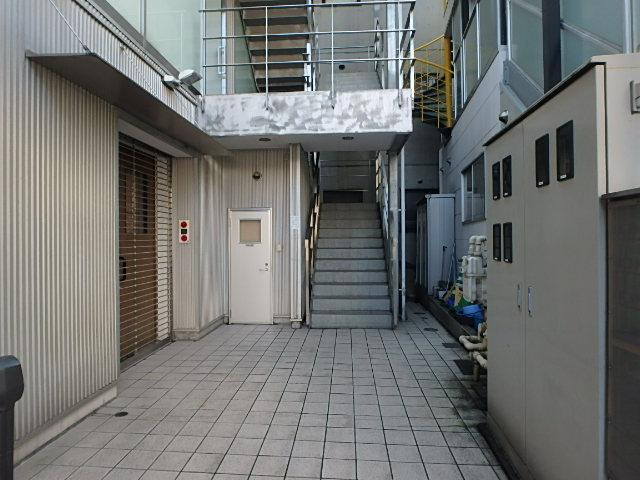 ジャンクヤードエントランス②