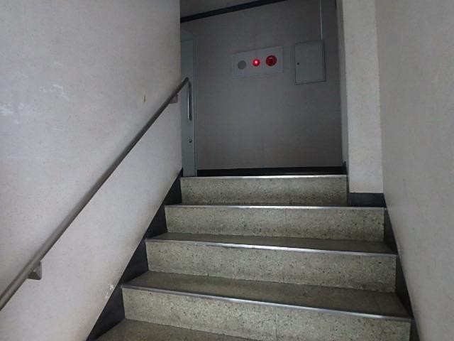 秀幸ビルホール②