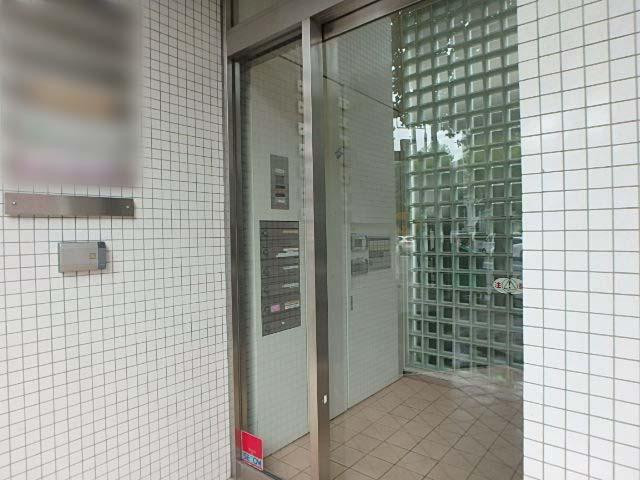 マリオンビルエントランス②
