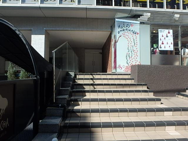 ＴＯＫＹＵ　ＲＥＩＴ表参道スクエアエントランス①