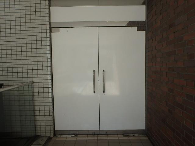 ＴＯＫＹＵ　ＲＥＩＴ表参道スクエアエントランス③