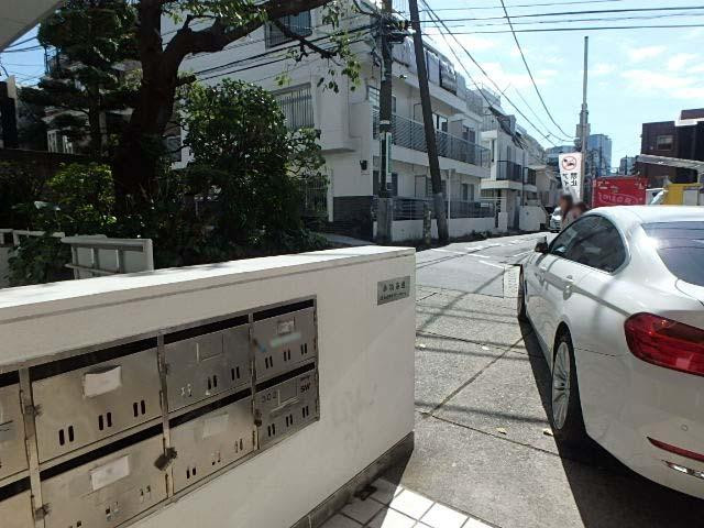 赤須ビルエントランス③