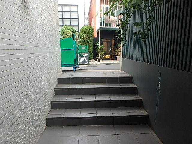 ホール②