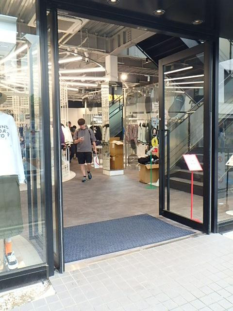 エントランス②