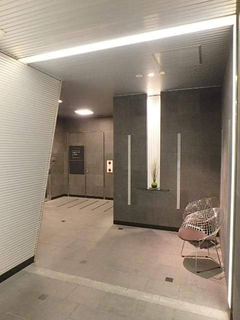 ホール③