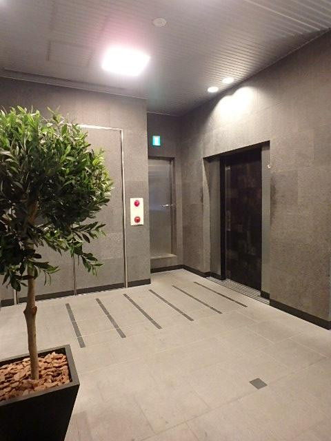 ホール④