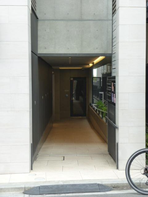 グランデュオ神山町エントランス①