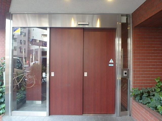 ハイマート渋谷神泉エントランス②
