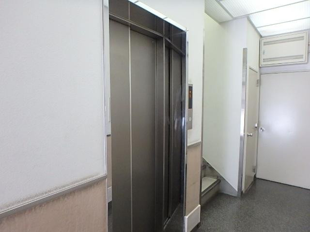 第２工業ビルホール②