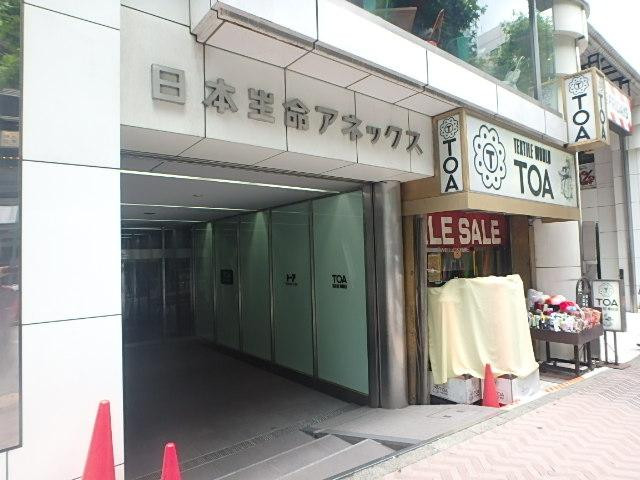 エントランス①