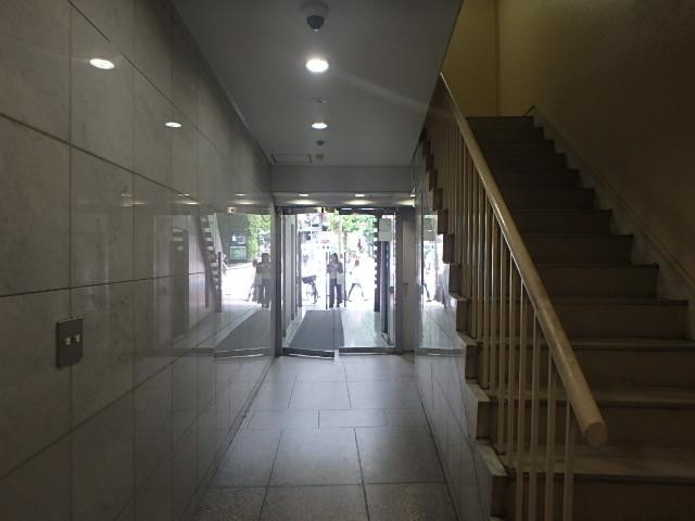 渋谷東栄ビルホール③