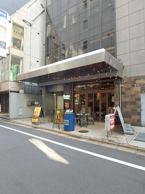エントランス①
