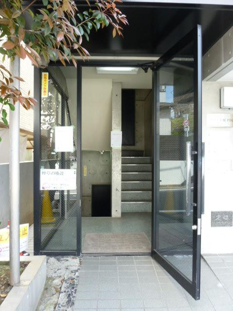 代々木上原Ｐ．Ｄ．ビルエントランス①