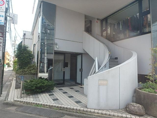 大谷ビルエントランス①