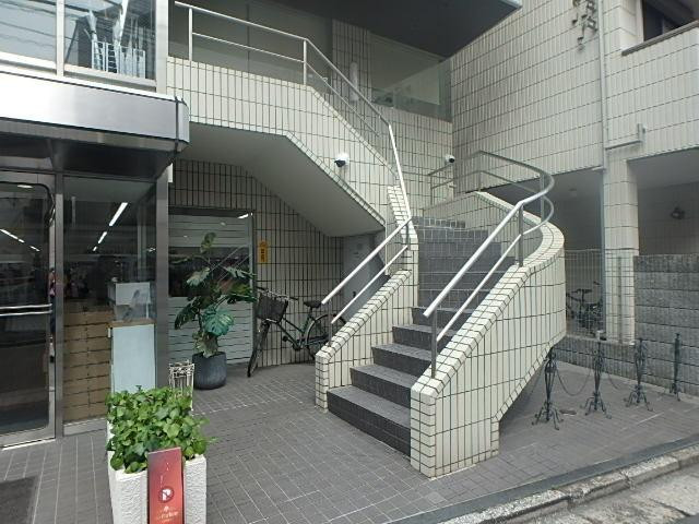 ピアザ・ＫＯＮＤＯＨエントランス②