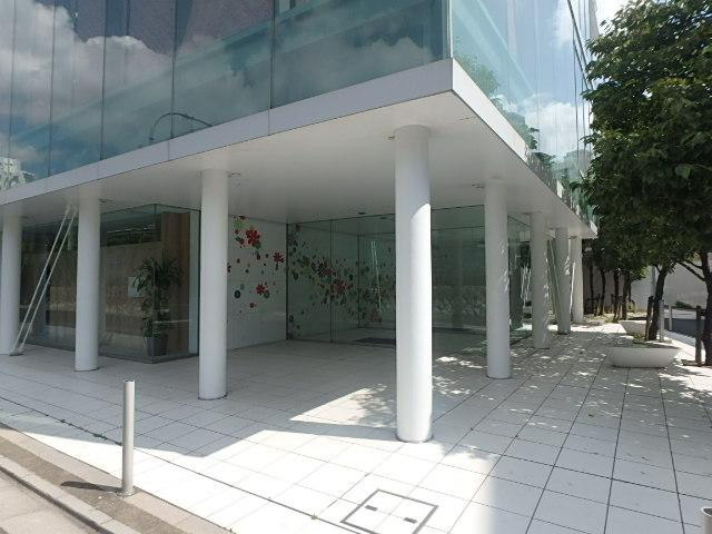 フィールド北参道エントランス①