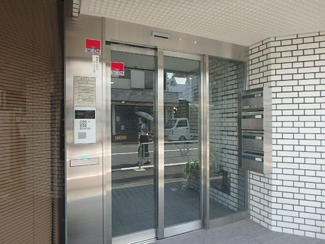 金子ビルエントランス②