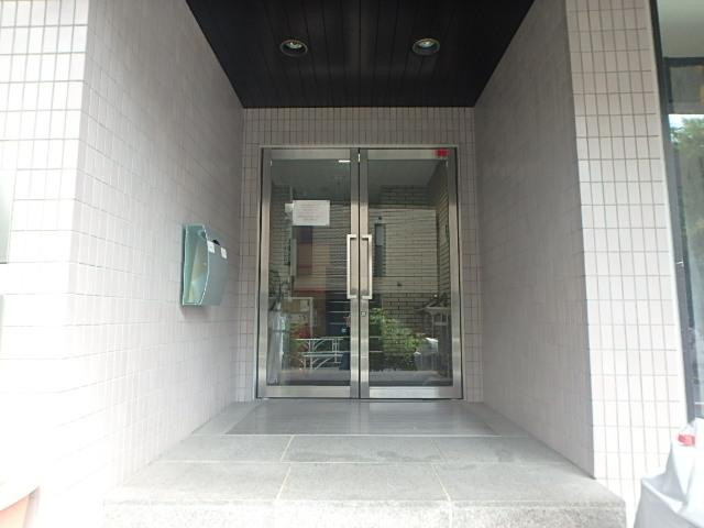 エントランス②