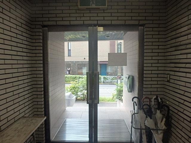 ホール①