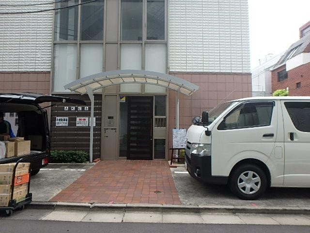 ＡＫビルエントランス①
