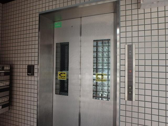 フローリッシュ千駄ヶ谷ホール②