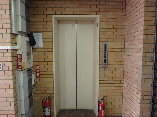 ホール②