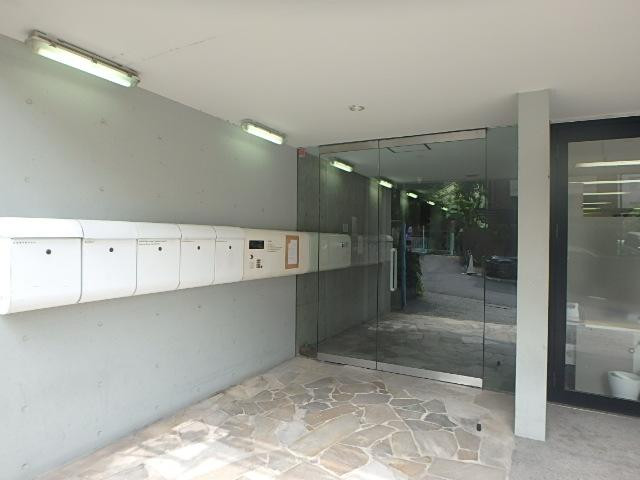ＰＯＯＬビルホール①