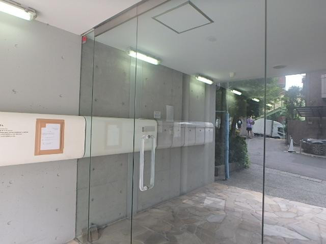 ＰＯＯＬビルホール②