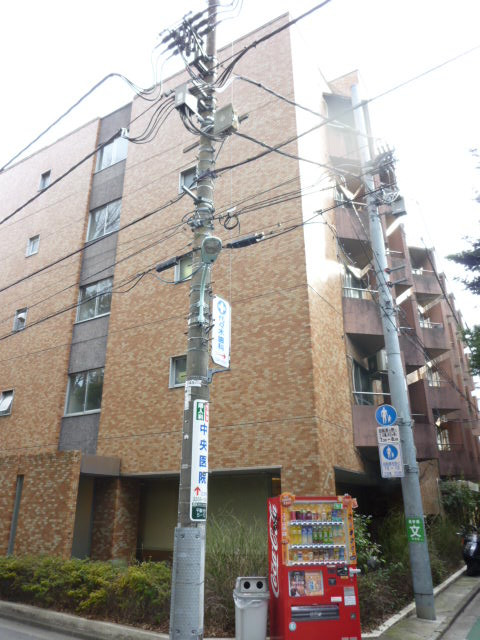 ウエストサイド新宿御苑外観②