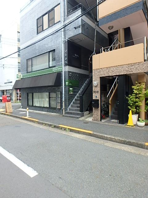 ＧｒａｎｄＳｔｏｒｙ千駄ヶ谷エントランス①