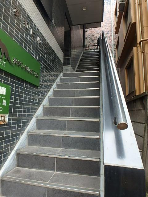 ＧｒａｎｄＳｔｏｒｙ千駄ヶ谷エントランス③