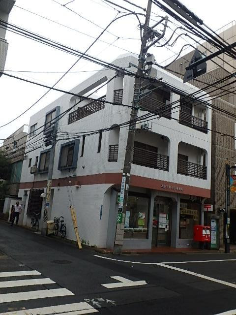 千駄ヶ谷郵便局ビル外観③