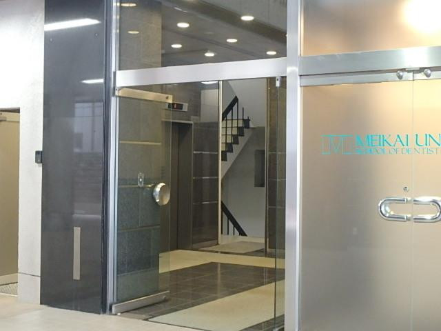 エントランス②