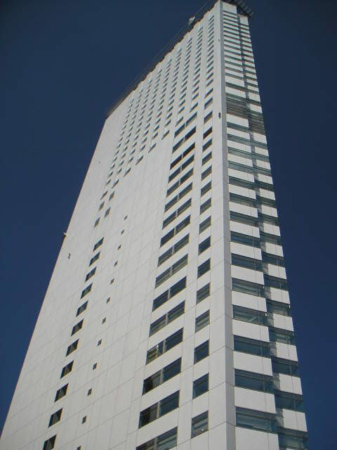 小田急サザンタワー外観①(メイン)