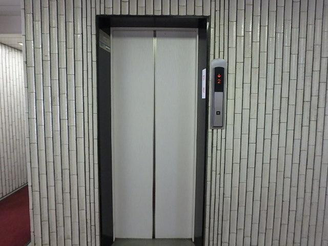ホール②