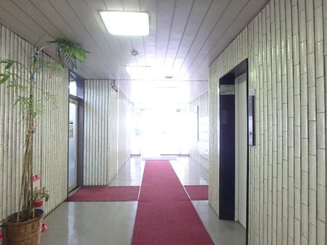 ホール③