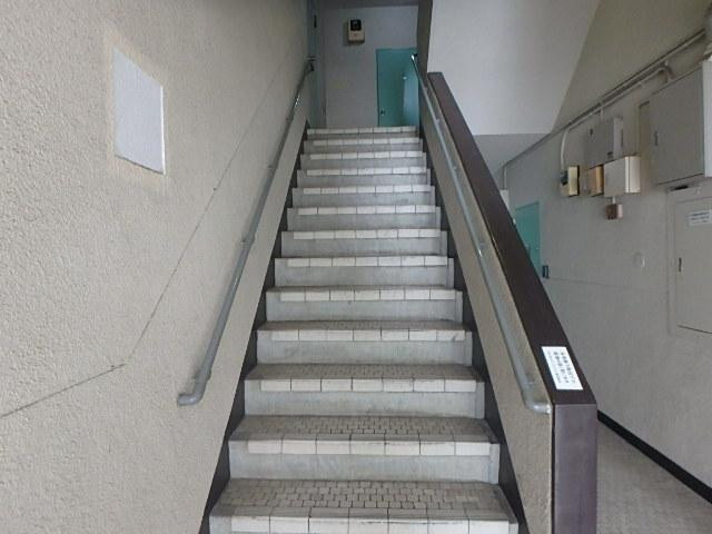 代々木チェリービルホール①