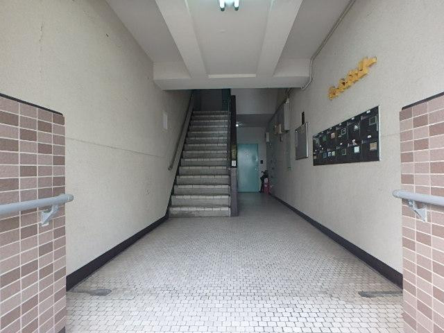 代々木チェリービルエントランス②